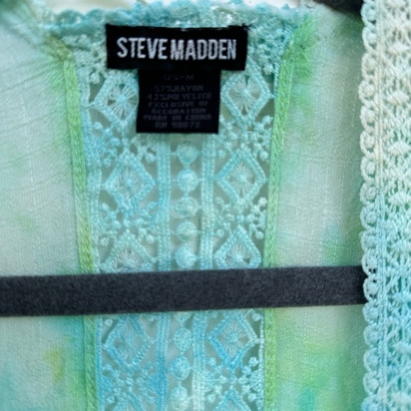 Steve Madden Coverup Tie-Dye Cover up. - Picture 9 of 11
